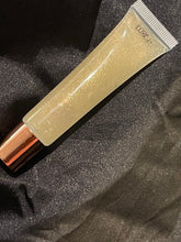 Load image into Gallery viewer, LuxeLips Plumper - Golden Hour (Sq. Tube)